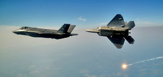 Illustration for article titled Pierre Sprey's Anti-F-35 Diatribe Is Half Brilliant And Half Bullshit